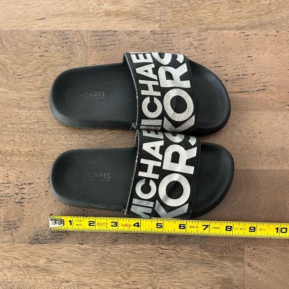 Michael Kors Kids Black Slides size 13C - Picture 6 of 7